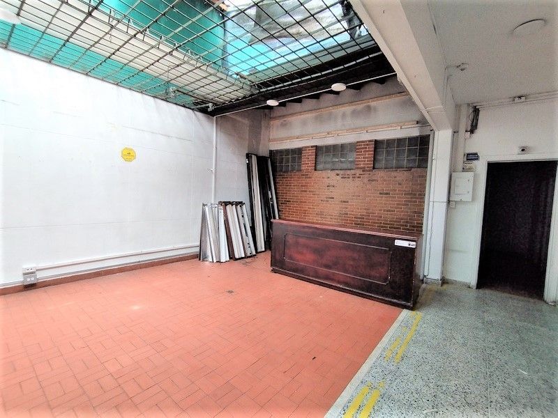 Local en arriendo ubicado en Medellín, sector Palace - 13