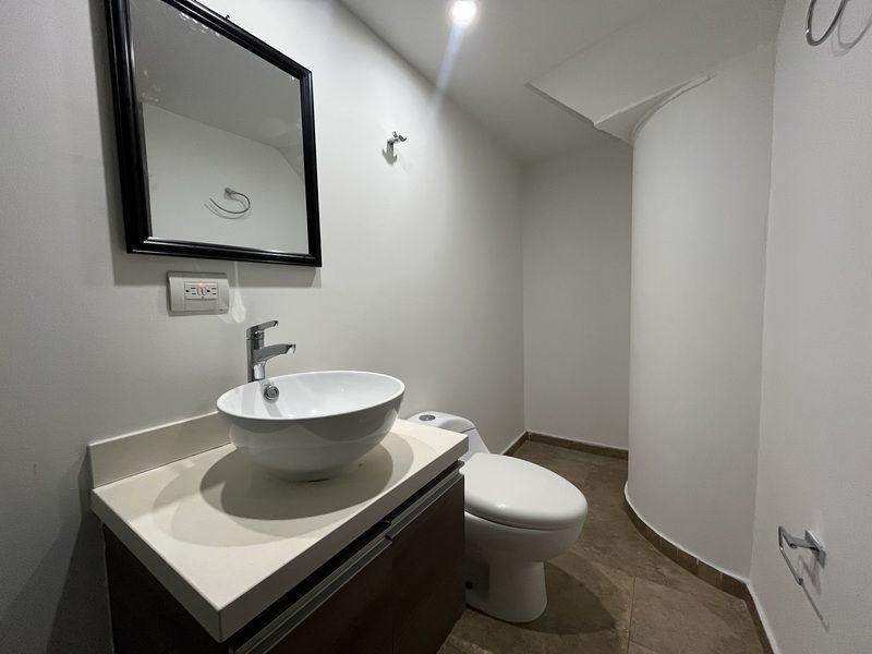 Apartaestudio en arriendo ubicado en Sabaneta, sector Aves María - 11