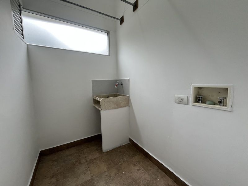 Apartaestudio en arriendo ubicado en Sabaneta, sector Aves María - 12
