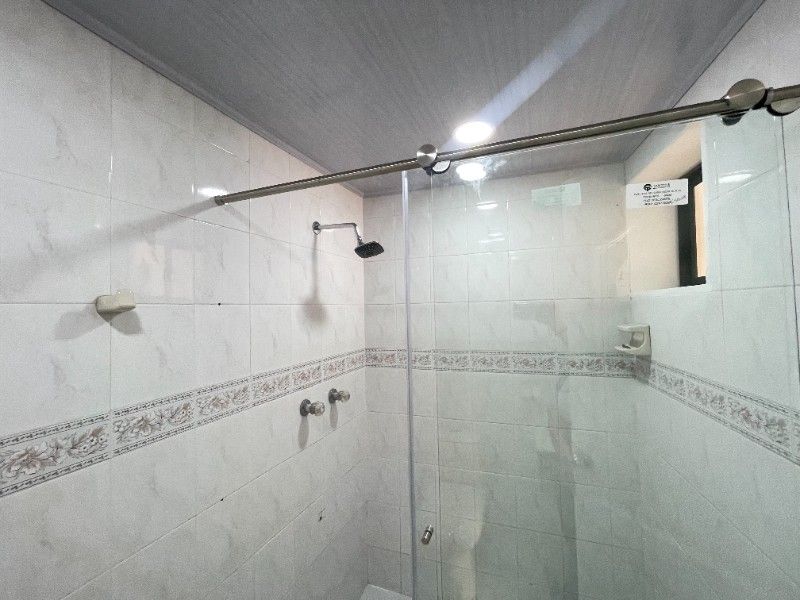 CASA EN ARRIENDO UBICADO EN MEDELLIN SECTOR SIMON BOLIVAR - 21