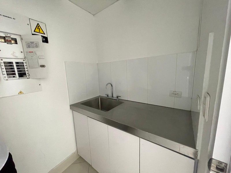 OFICINA EN ARRIENDO UBICADA EN MEDELLIN SECTOR POBLADO - 11