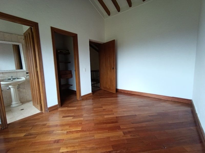 Finca en arriendo ubicada en Rionegro, sector Rotonda Sajonia - 12