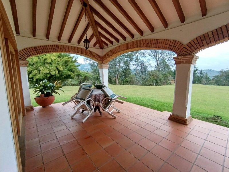 Finca en arriendo ubicada en Rionegro, sector Rotonda Sajonia - 31
