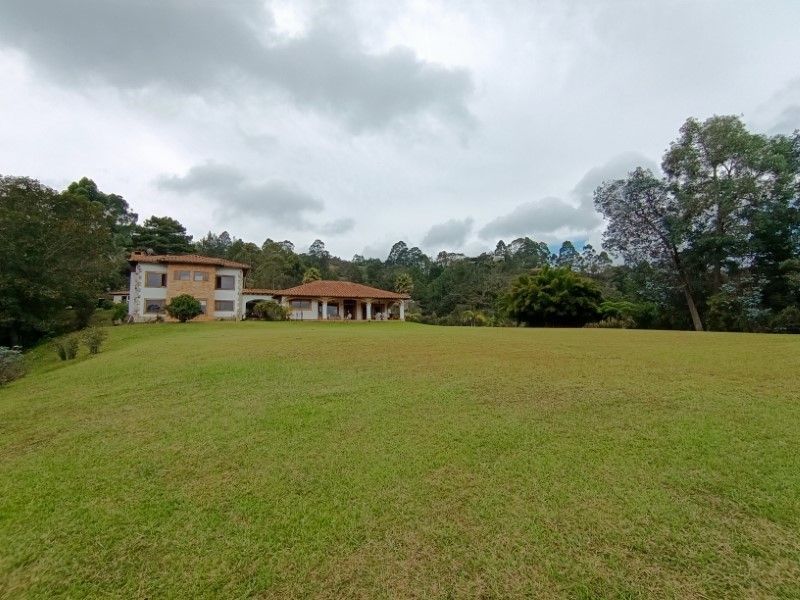 Finca en arriendo ubicada en Rionegro, sector Rotonda Sajonia - 35