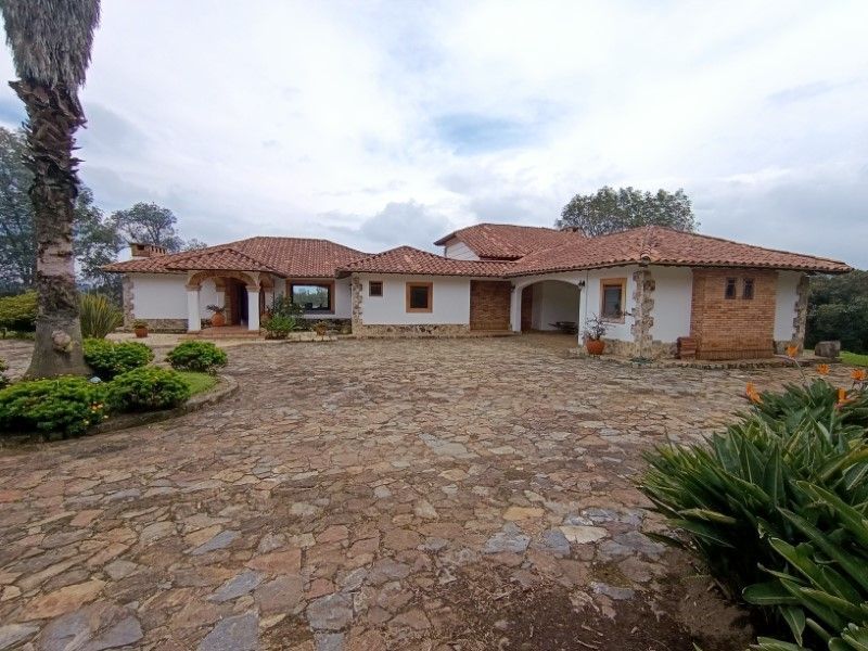 Finca en arriendo ubicada en Rionegro, sector Rotonda Sajonia - 42