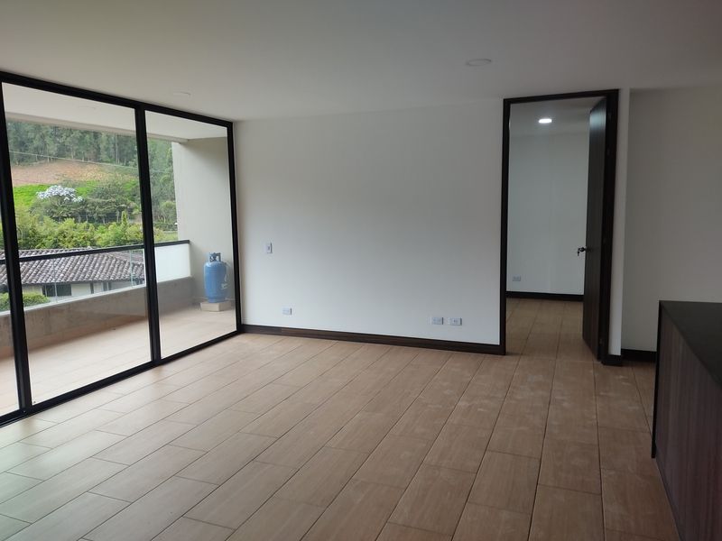 Apartamento en arriendo ubicado en El Retiro, sector La María - 2