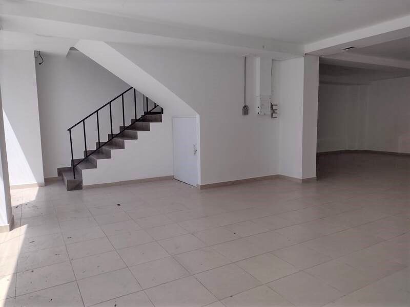 Local en arriendo ubicado en Medellín, sector Belén Malibu - 4
