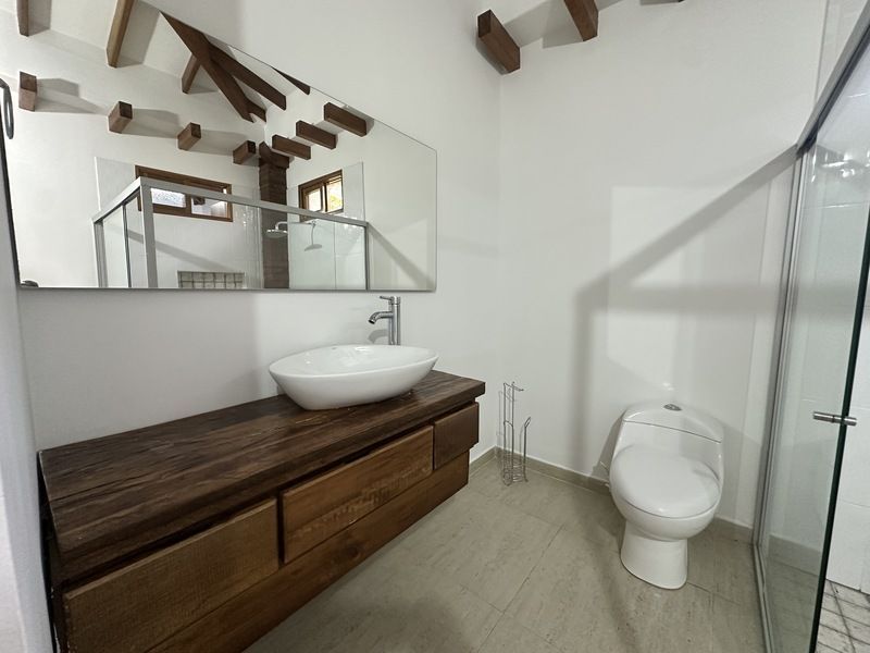 Casa en arriendo ubicada en Envigado, sector Las Antillas - 18
