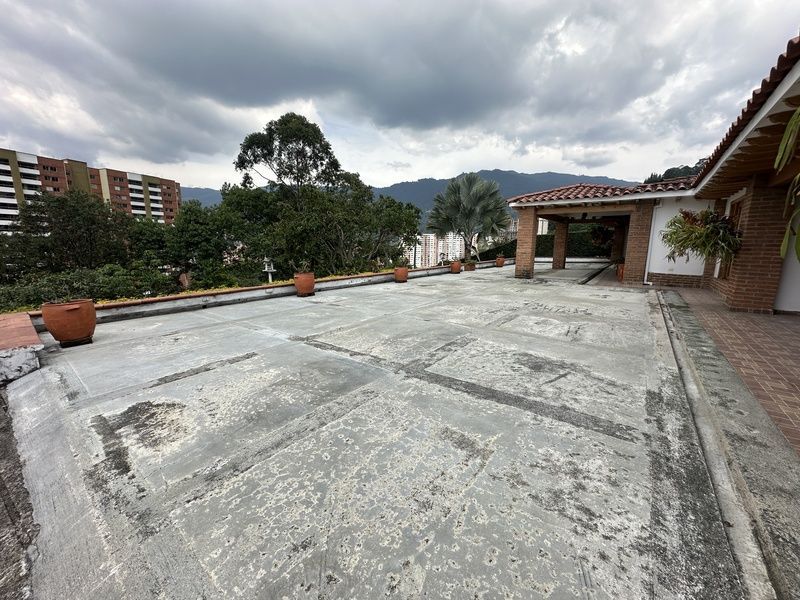 Casa en arriendo ubicada en Envigado, sector Las Antillas - 22
