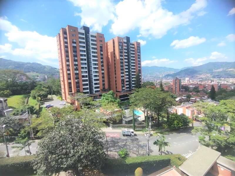 Apartamento en arriendo ubicado en Envigado, sector Loma de las Brujas - 16