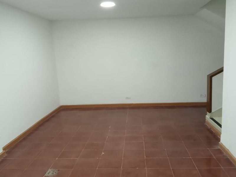 Oficina en arriendo ubicada en Medellín, sector Lleras - 4