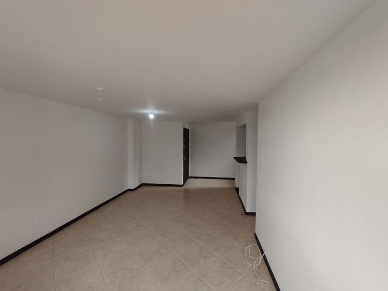 Apartamento en arriendo ubicado en Medellín, sector Los Balsos - 3