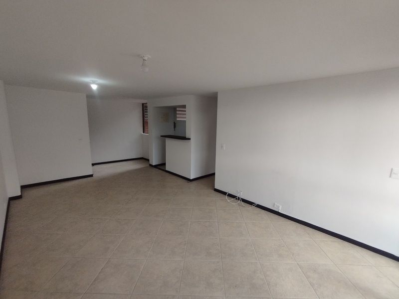 Apartamento en arriendo ubicado en Medellín, sector Los Balsos - 4