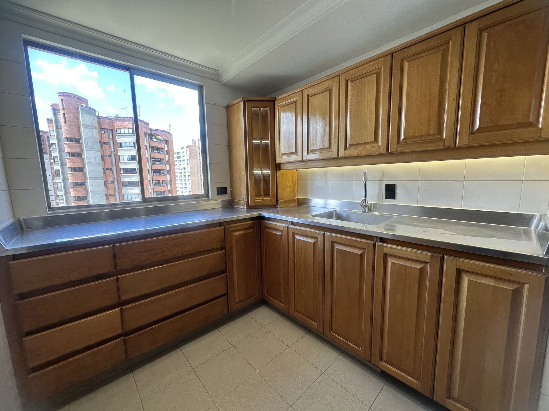 APARTAMENTO EN ARRIENDO UBICADO EN EL POBLADO SECTOR LOS BALSOS - 5