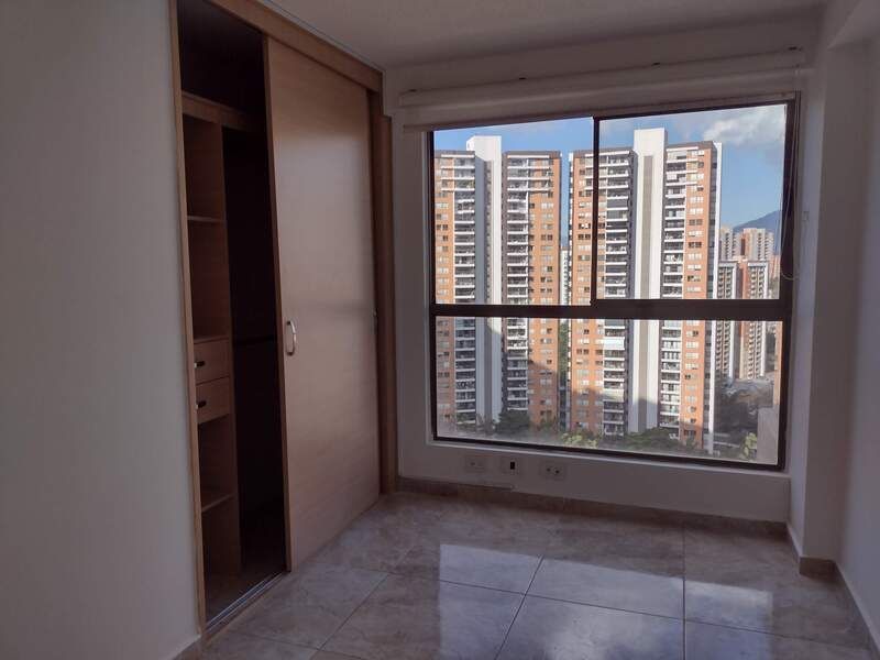 APARTAMENTO EN ARRIENDO UBICADO EN MEDELLIN SECTOR LOMA DE LOS BERNAL - 6