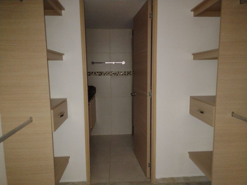 APARTAMENTO EN ARRIENDO UBICADO EN MEDELLIN SECTOR LOMA DE LOS BERNAL - 13