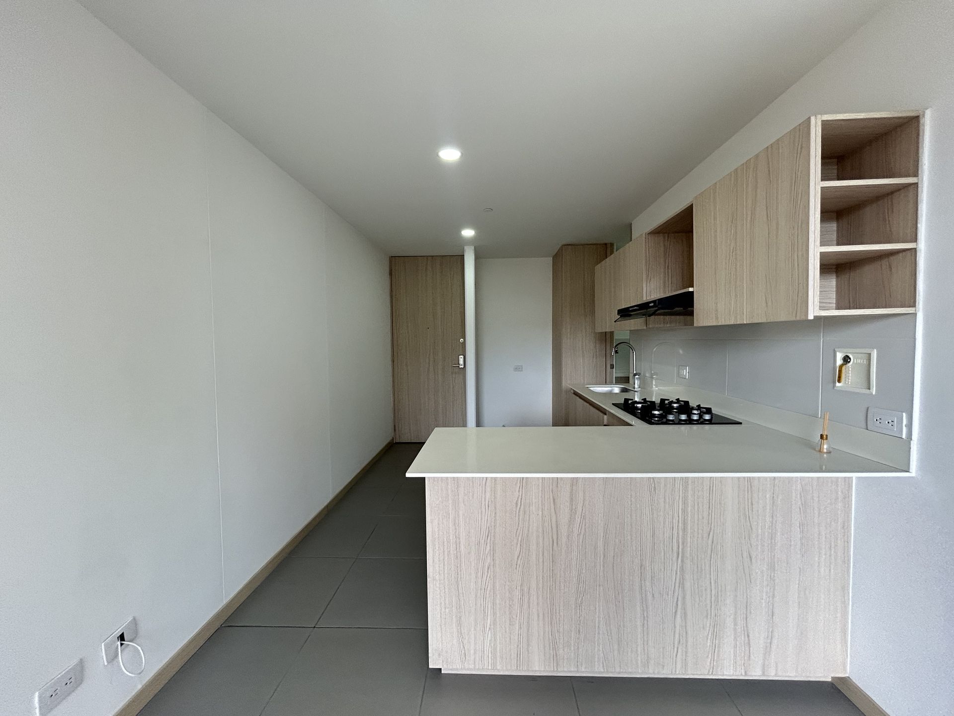 APARTAMENTO EN ARRIENDO UBICADO EN ENVIGADO SECTOR LOMA DE LAS BRUJAS - 5