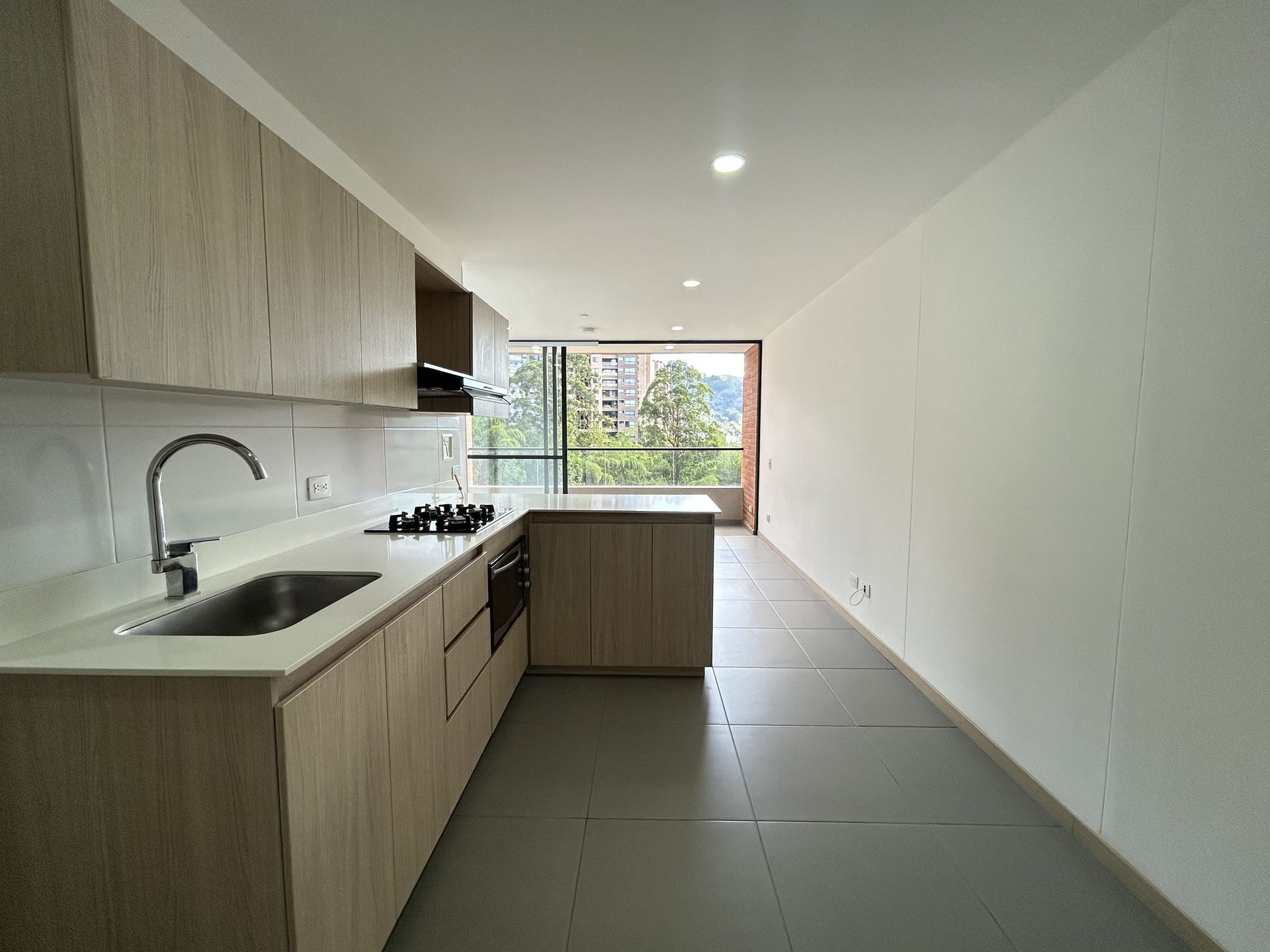 APARTAMENTO EN ARRIENDO UBICADO EN ENVIGADO SECTOR LOMA DE LAS BRUJAS - 6