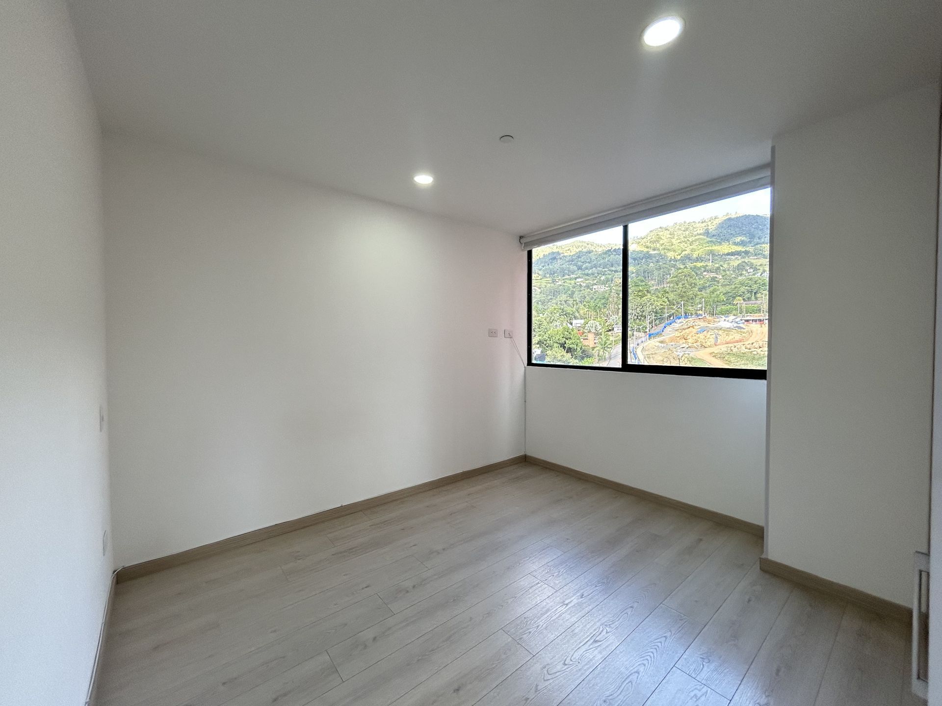 APARTAMENTO EN ARRIENDO UBICADO EN ENVIGADO SECTOR LOMA DE LAS BRUJAS - 8