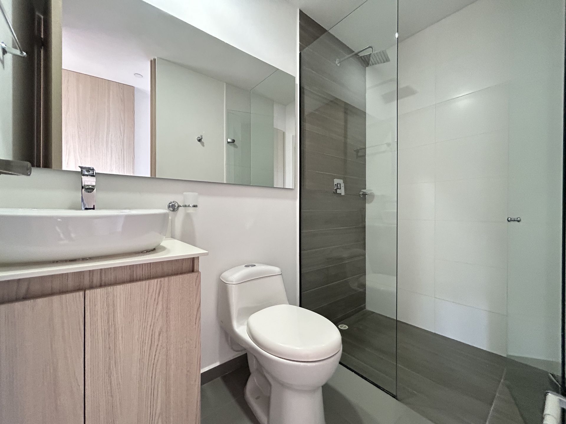 APARTAMENTO EN ARRIENDO UBICADO EN ENVIGADO SECTOR LOMA DE LAS BRUJAS - 12