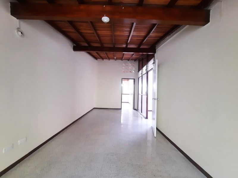 Casa en arriendo ubicada en Medellín, sector Estadio - 2