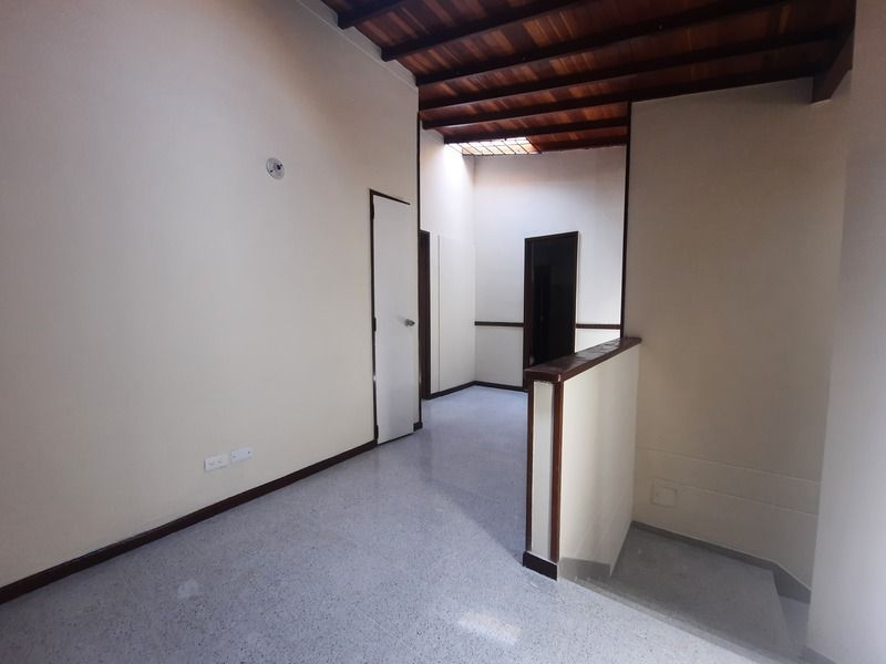 Casa en arriendo ubicada en Medellín, sector Estadio - 3