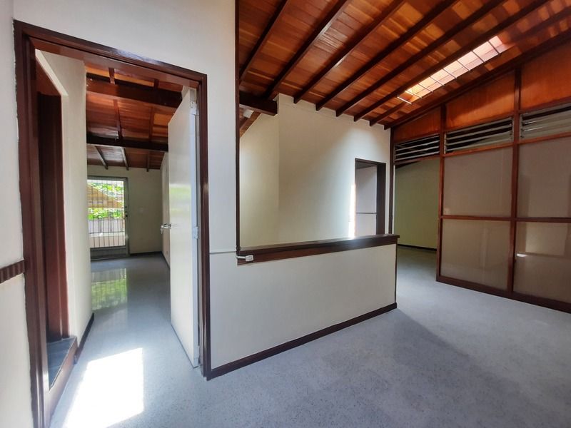 Casa en arriendo ubicada en Medellín, sector Estadio - 4