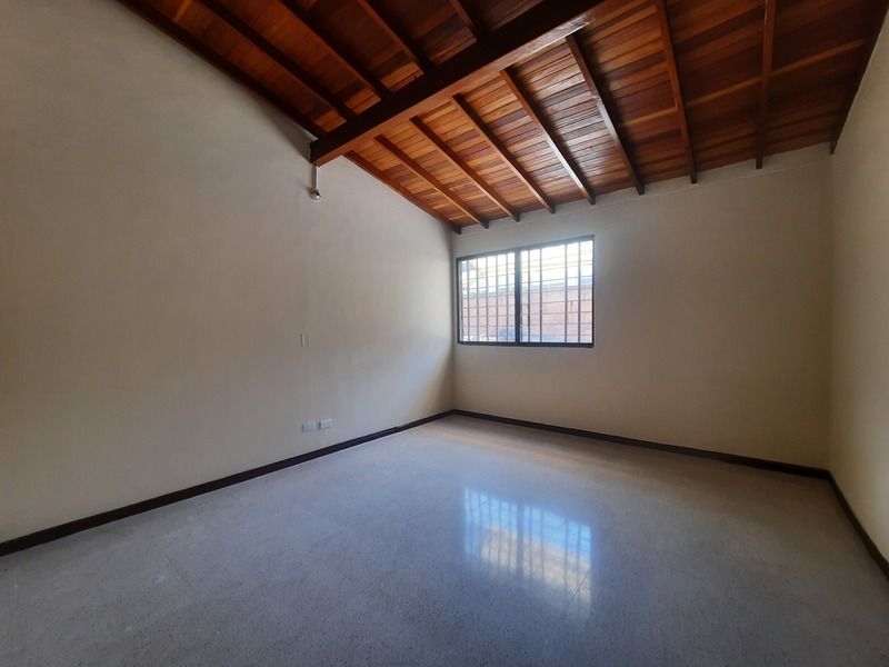 Casa en arriendo ubicada en Medellín, sector Estadio - 6