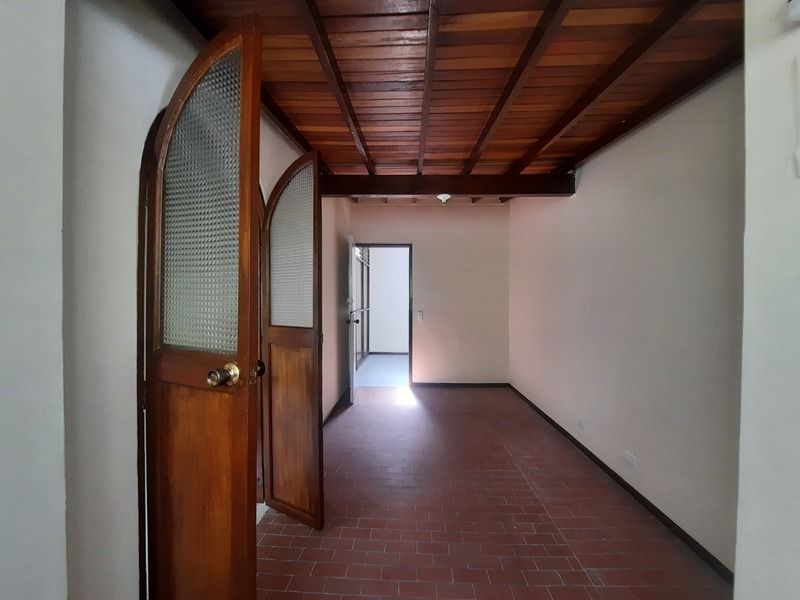 Casa en arriendo ubicada en Medellín, sector Estadio - 8