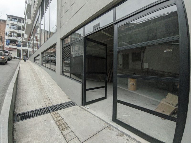 Local en arriendo ubicado en Marinilla, sector Centro - 4