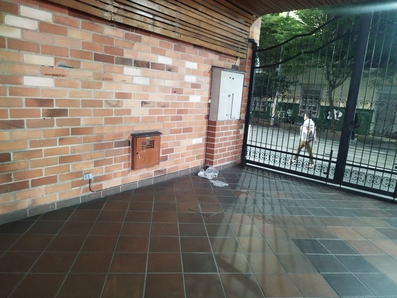 Local en arriendo ubicado en Medellín, sector Centro de la Ciudad - 8