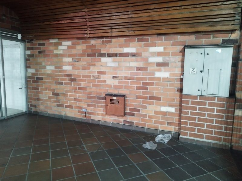 Local en arriendo ubicado en Medellín, sector Centro de la Ciudad - 10