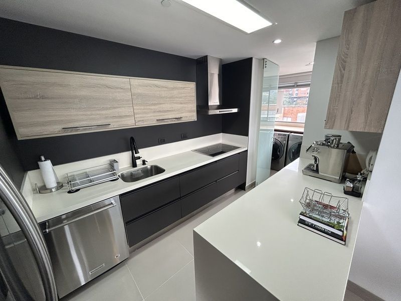 Apartamento en venta ubicado en Envigado, sector Loma del Chocho - 4