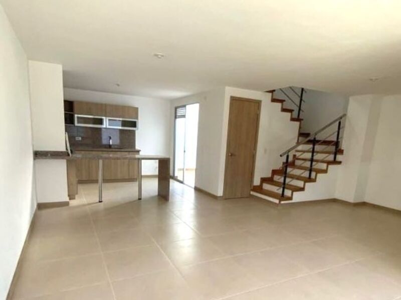Casa en venta ubicada en La Ceja, sector Movilia - 2