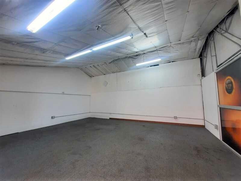 Oficina en arriendo ubicada en Medellín, sector San Diego - 3