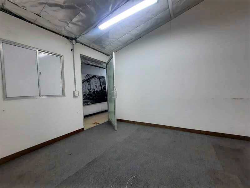 Oficina en arriendo ubicada en Medellín, sector San Diego - 4