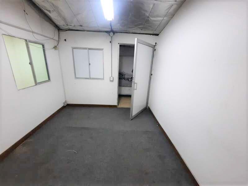 Oficina en arriendo ubicada en Medellín, sector San Diego - 6