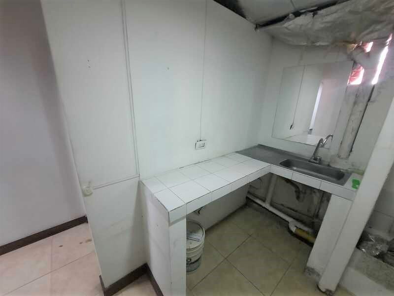 Oficina en arriendo ubicada en Medellín, sector San Diego - 10