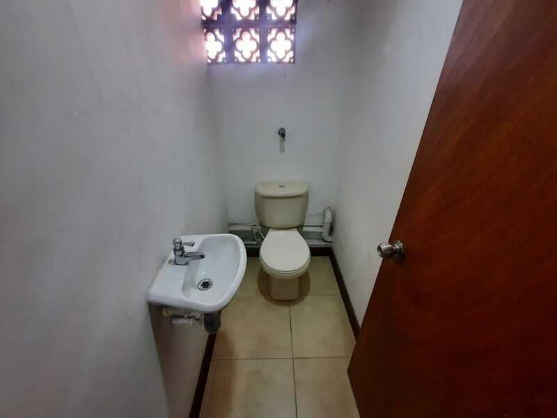 Oficina en arriendo ubicada en Medellín, sector San Diego - 12