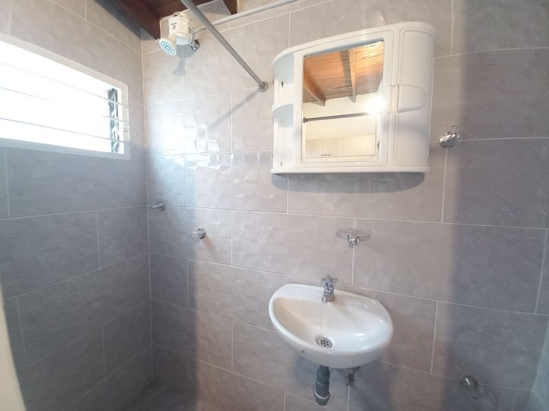 Casa en arriendo ubicada en Medellín, sector Calasanz - 19