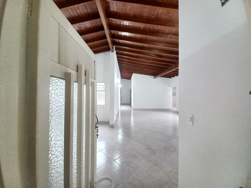 Casa en arriendo ubicada en Medellín, sector Calasanz - 25