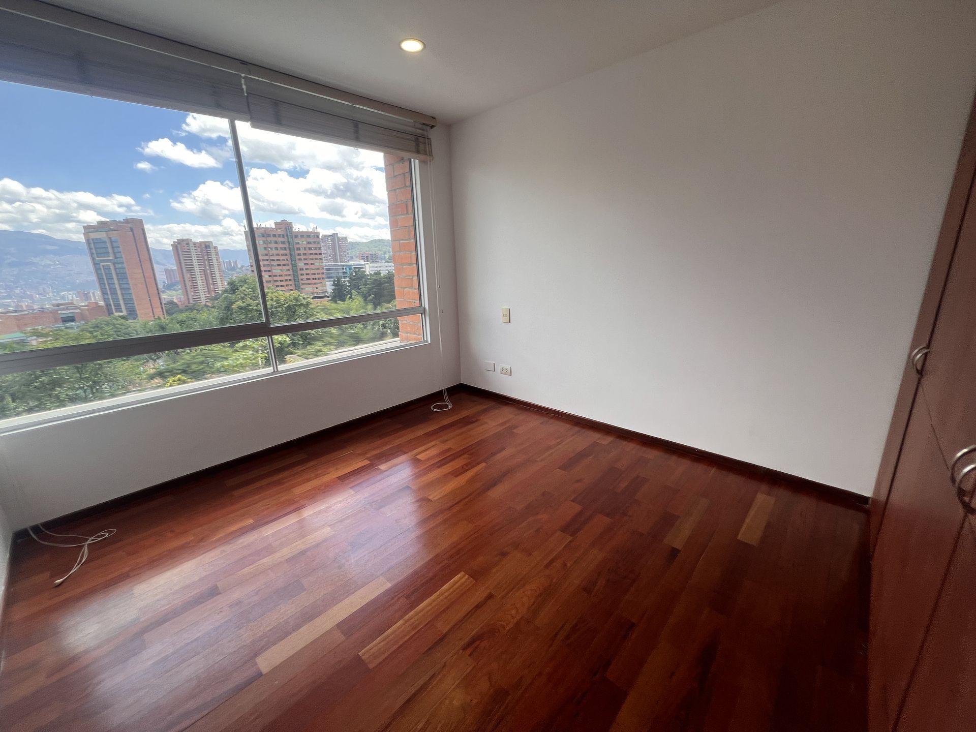 APARTAMENTO EN ARRIENDO UBICADO EN EL POBLADO SECTOR EL TESORO - 10