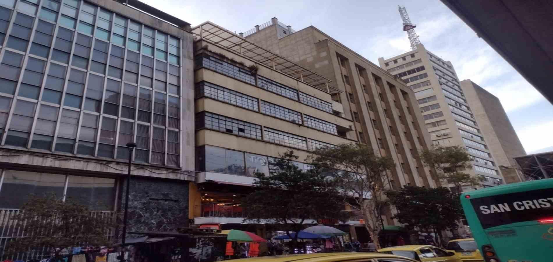 Bodega en arriendo ubicada en Medellín, sector La Candelaria - 2