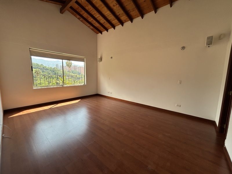Casa en arriendo ubicada en Envigado, sector La Sebastiana - 8