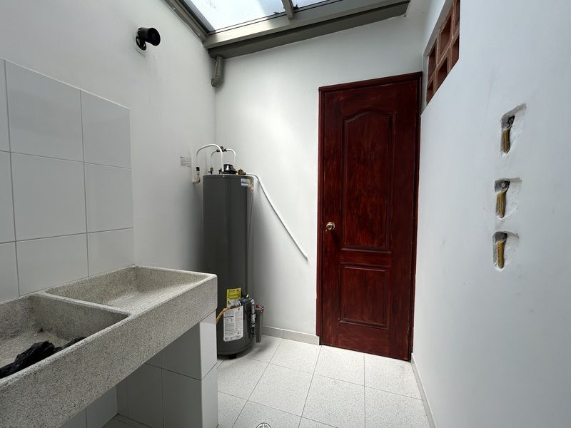 Casa en arriendo ubicada en Envigado, sector La Sebastiana - 21