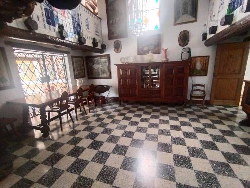 Casa en venta ubicada en Medellín, sector Aguacatala - 4