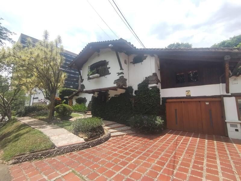 Casa en venta ubicada en Medellín, sector Aguacatala - 29