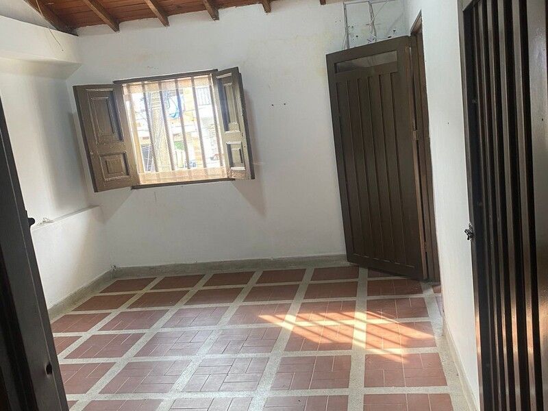 Bodega en arriendo ubicada en Medellín, sector Estacion Bomberos - 5