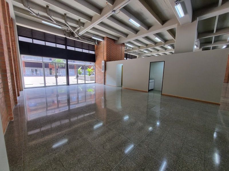 Local en arriendo ubicado en Medellín, sector Guayabal - 3