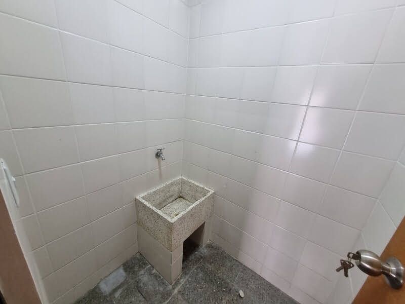 Local en arriendo ubicado en Medellín, sector Guayabal - 23